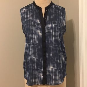 Tahari sleeveless blouse
